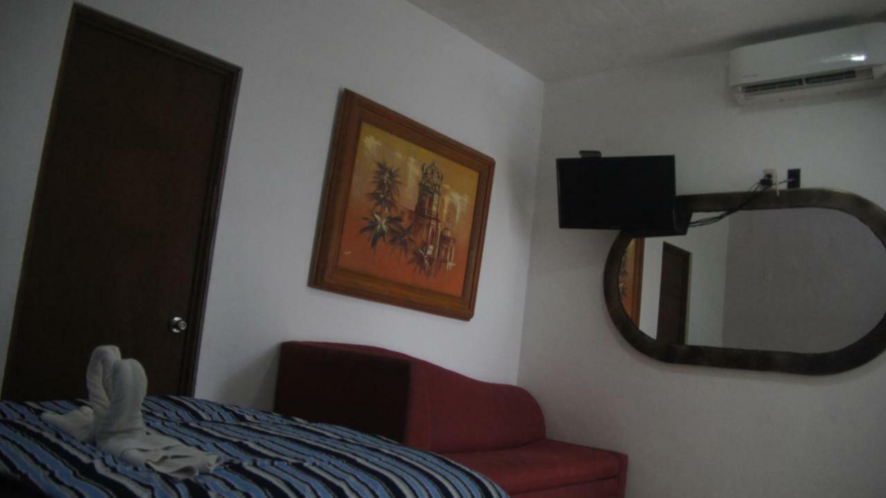 Casa Del Parque Vallarta 巴亞爾塔港 外观 照片